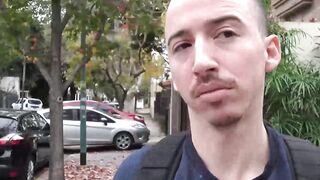I pay this tattooed hung Manu so I can touch his well built body and stroke his cock