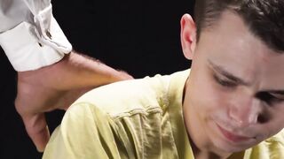 Twink Austin Young fingers daddy Flex tight