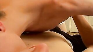 Horny butt muncher loves a juicy throbbing cock in his ass