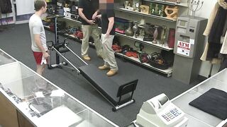 Athlete fucked by pawnbrokers on a workout machine