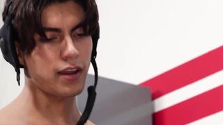 Alfonso Osnaya offers to take care of Jordan Lake throbbing boner