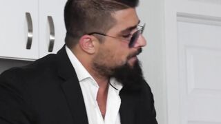 Brawny stepdad tricks son in dating app for a bareback fuck Hoe 2