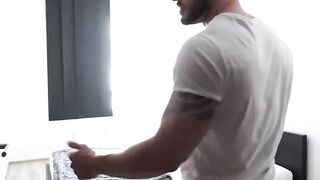 MaskXXX.com - Tattooed muscle guy David Boss's jacking it well until cumshot