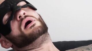 MaskXXX.com - Tattooed muscle guy David Boss's jacking it well until cumshot