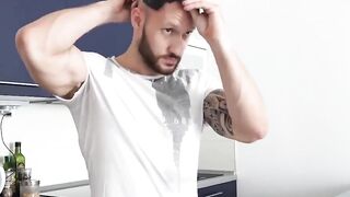 MaskXXX.com - Tattooed muscle guy David Boss's jacking it well until cumshot
