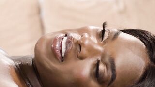 ALL CUNT WITH MOUTH STROKES - Hottie Masseuse Slimthick Vic Knows How To Satisfy Her Cutie Black Client Ana Foxxx