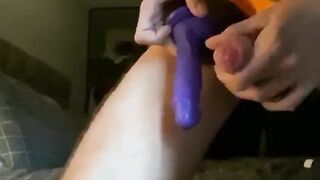 Solo twink fucks his ass with sex toys in a homemade clip