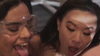 GIRLSWAY - Cougar Dee Williams Makes oriental Kimmy Kimm And Her Roommate Squirt After She Caught Them