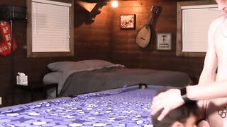 Young men hook up to have bareback sensations and cum too