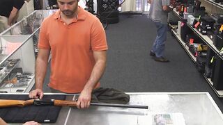 Pawnee rides cock to avoid walking out of the shop broke