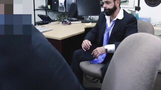 Desperate Latino pawnee fucks broker for extra cash