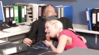 German college girl persuades her professor to have sex into the office