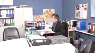German college girl persuades her professor to have sex into the office