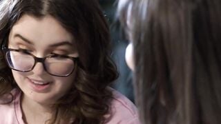 ADULT TIME - Lesbo cougar Lexi Luna Teaches PAWG Step Daughter Leana Lovings How To Eat Twat!