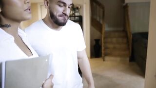 Stepdad helps her stepdaughter release stress after school