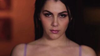 FANTASY GRIND - Italian Cutie Valentina Nappi Offer The Hottest Nuru Rubs To A New Client