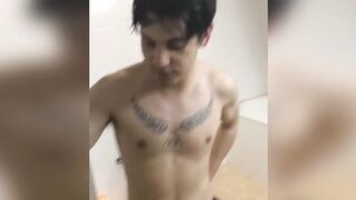 Young amateur twink Flecos Cayden jerks off after showering