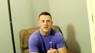 Homo jocks masturbation effort helped by a dudes mouth