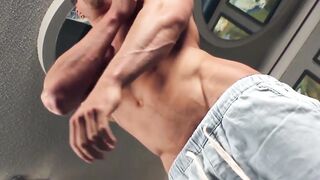 Muscular hunk shows off chiseled physique and masturbates