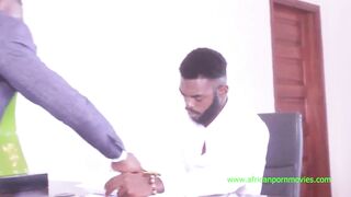 Fantasy of a businessman.  After a rough day of work, very tired, he wants to console himself by calling a libertine cut.  A fantastic three-way fucking three-way.