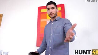 HUNT4K. Stud counts money while stranger has fun with his crazy sexy wifey