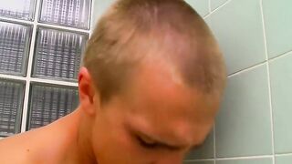 Tattoed twinks Chris Porter and Patrick Kennedy pissing and anal pounding