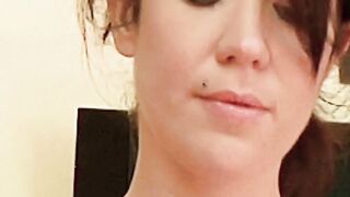 Dark Haired slag masturbates her arsehole