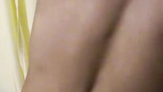 Mutual foot and cock sucking with horny friends Devin and Joshua in the tub
