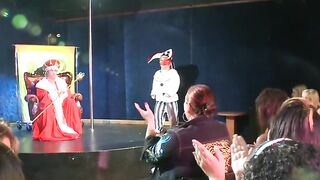 Kinky amateur babe deepthroats hard and thick stripper cock