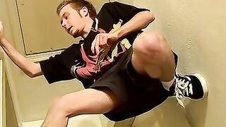 Str8Thugs.com - Billy Da Kidd's love for jerking off his hard cock and shooting a big