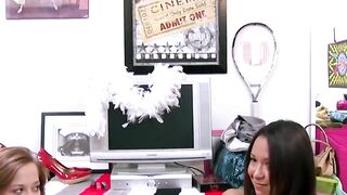 Amateur lesbian cutie pussy licked after kinky humiliation