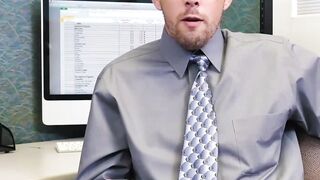 The boss motivates his coworker by having him lick his cock