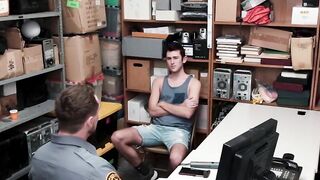 SayUncleNetwork.com - Officer catches young thief and delivers bareback pounding to t