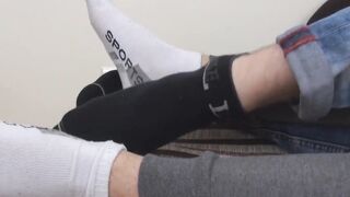 GuysToeSucking.com - Young homosexuals have a footjob before passionate anal