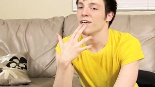 Solo masturbation and cumming with twink Jesse Jordan