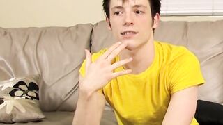 Solo masturbation and cumming with twink Jesse Jordan