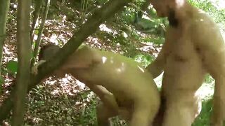 DaddyBreeding.com - Lenn takes his chance to seduce Tim Law while being outdoor until