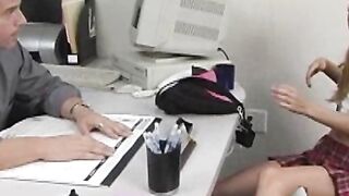 Teen schoolgirl has a dicksucking meeting in principals office