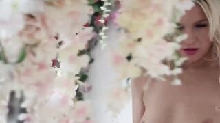FemJoyXXX.com - Jessica Blank's angelic body display and nubile pose
