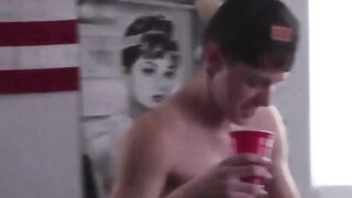 Snapbacked teen fucks the hell out of a twink