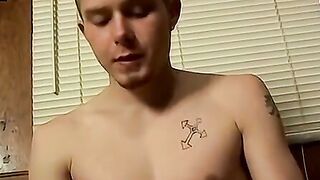 Str8Thugs.com - American straight thug Billy works out his muscular body and stiff co