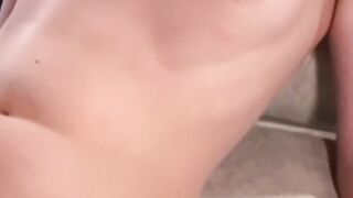 Babe went to doctor to have her pussy and asshole examined