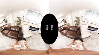 VRHUSH Andreina De Luxe stops by to performance off her moves