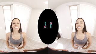 VRHUSH Andreina De Luxe stops by to performance off her moves