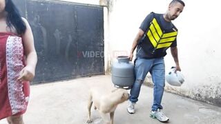 GAS DELIVERYER IS TAKEN BY THE MARRIED CLIENT AND THE CAMERA FLAGS THEM FLAGS ( full videos xvideos red )