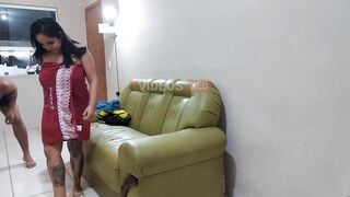GAS DELIVERYER IS TAKEN BY THE MARRIED CLIENT AND THE CAMERA FLAGS THEM FLAGS ( full videos xvideos red )