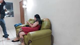GAS DELIVERYER IS TAKEN BY THE MARRIED CLIENT AND THE CAMERA FLAGS THEM FLAGS ( full videos xvideos red )