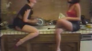 Kristara Barrington & Jesse Oriental Flash Trance (1985) sc6