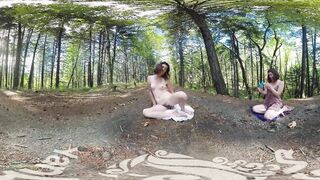 Naughty Yanks VR Turquoise Masturbating Outside