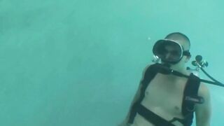 Katie Cummings – Underwater Scuba Sex